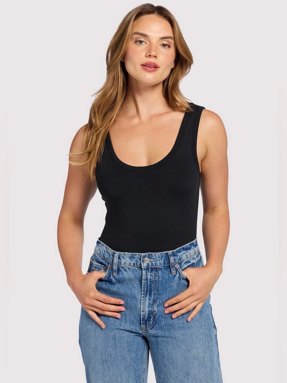 NWOT Nuuds Seamless Scoop Tank Bodysuit Small
